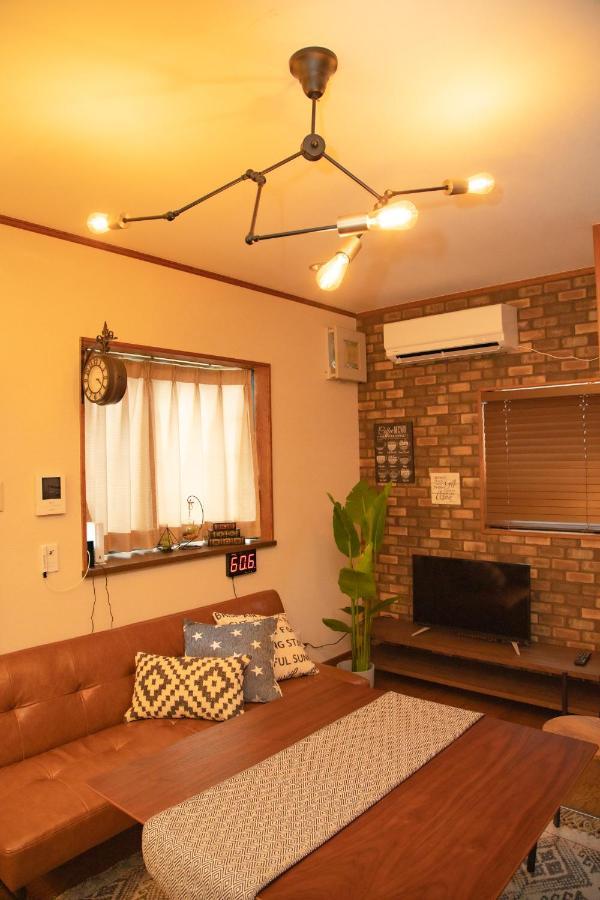 Jomira & Jony House Appartement Tokio Buitenkant foto